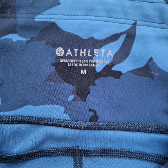 Athleta Women's Blue Camo Athletic Compression Fit Leggings With Pockets szM - Picture 9 of 9